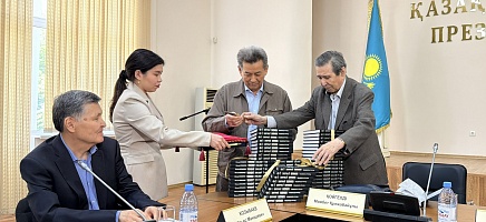 Письма Манаша Козыбаева впервые собраны в отдельную книгу фото галереи 1